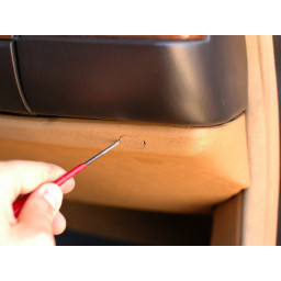 Разборка Mercedes W123 Kick Panel